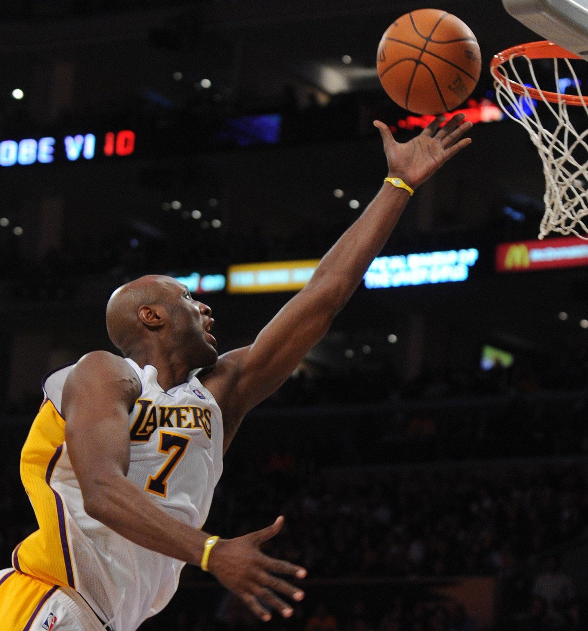 开云体育下载-奥多姆：我一直自视为控卫 我可能是史上控球技术最好的大个子